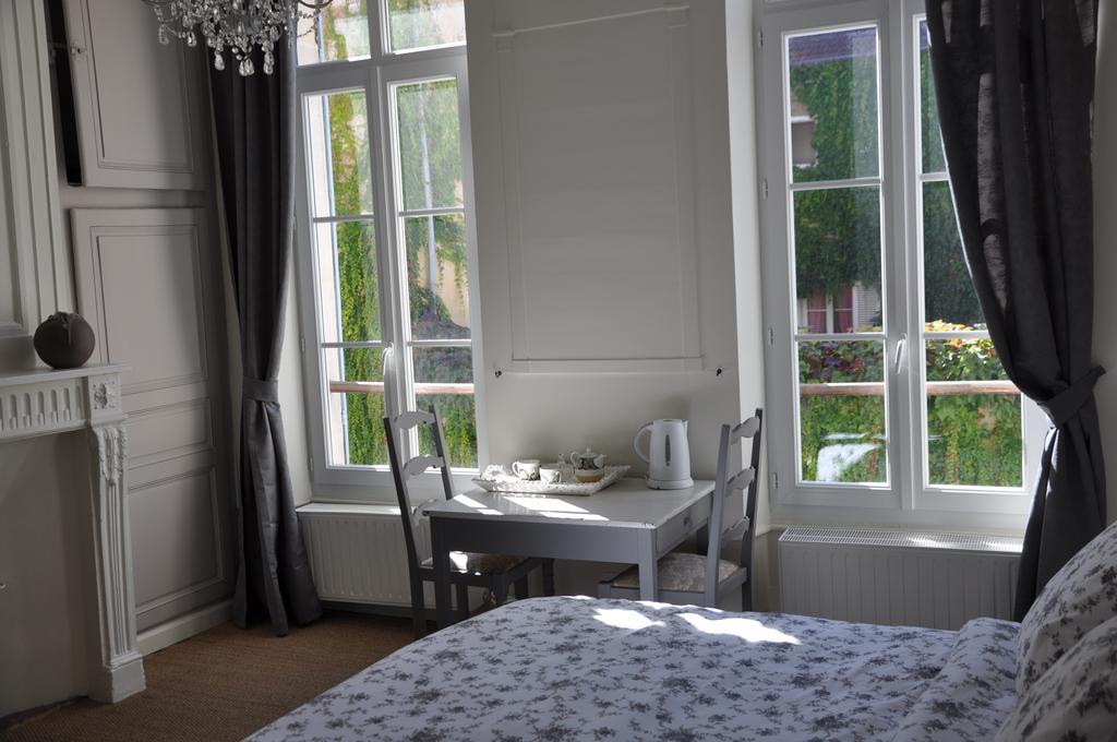 אוקזר B&B Le Relais Des Saints Peres חדר תמונה